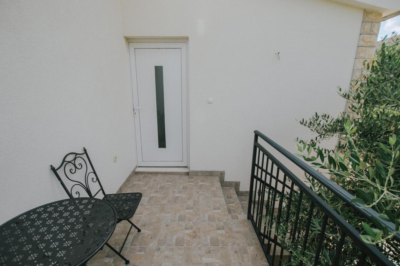 Tomislav Apartment Трогир Екстериор снимка