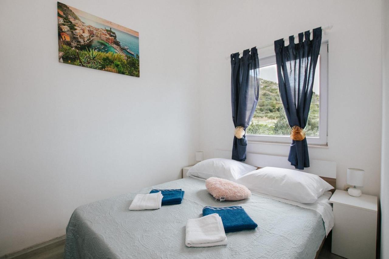 Tomislav Apartment Трогир Екстериор снимка