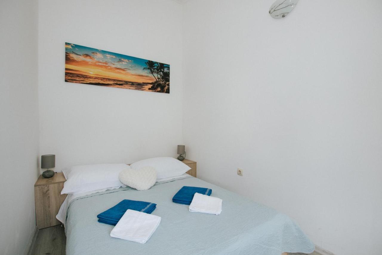 Tomislav Apartment Трогир Екстериор снимка